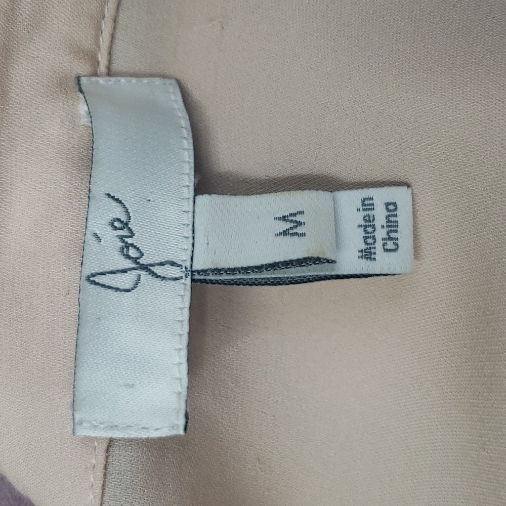 ❌SOLD❌Joie Silk V-Neck Lightest Pink Sand Blouse - Picture 11 of 12